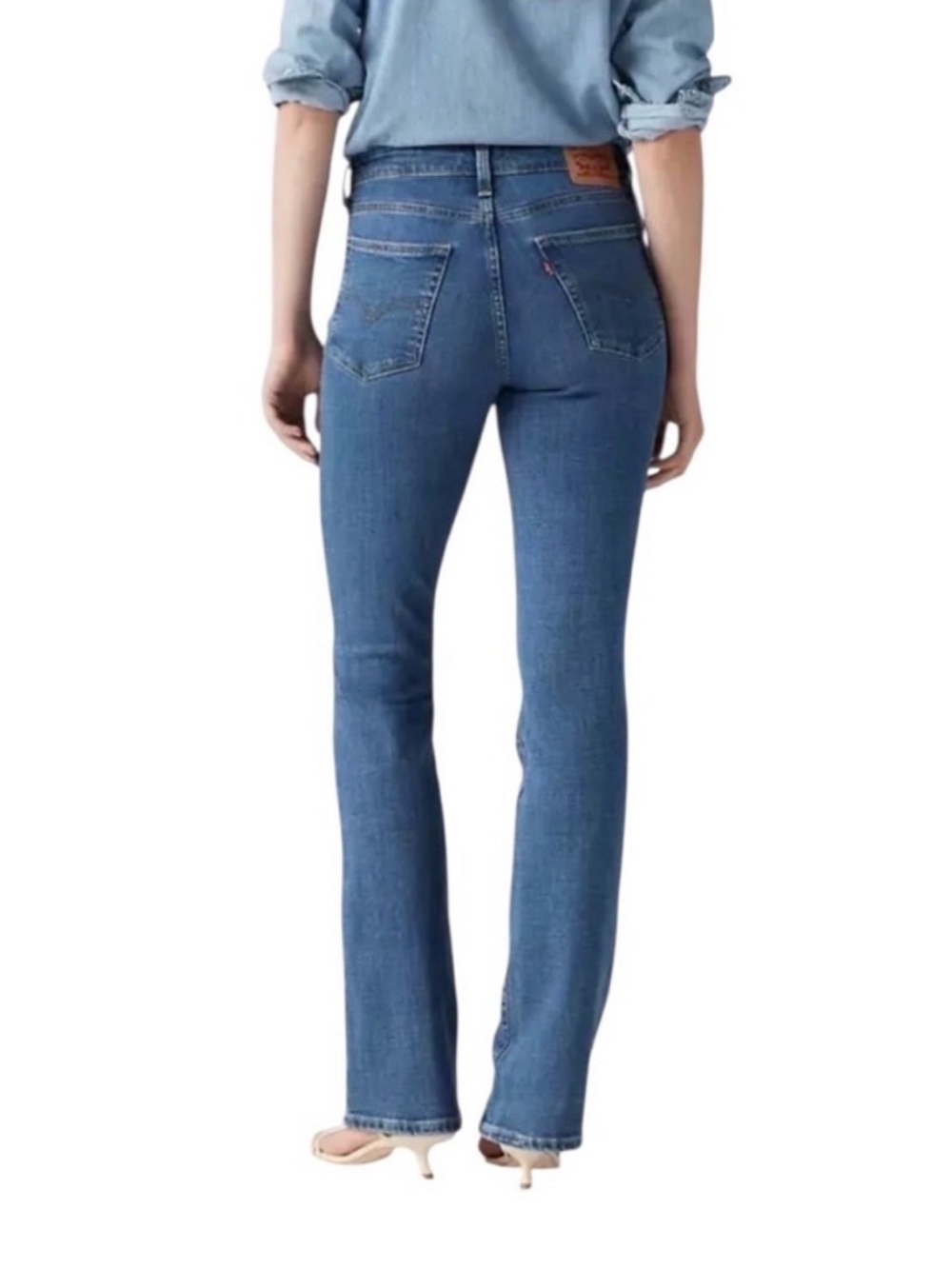 Levi’s•725 High Rise Bootcut Jeans